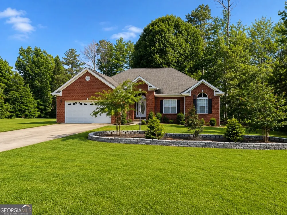 136 Eagles Nest CIR Carrollton, GA 30116