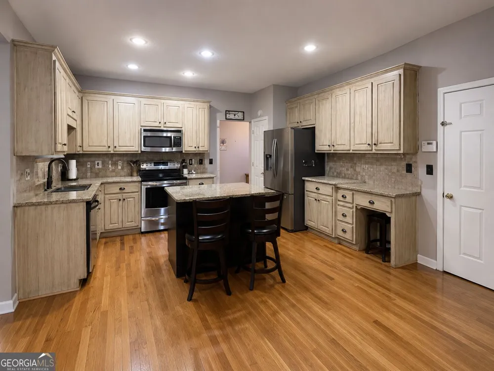 136 Eagles Nest CIR Carrollton, GA 30116