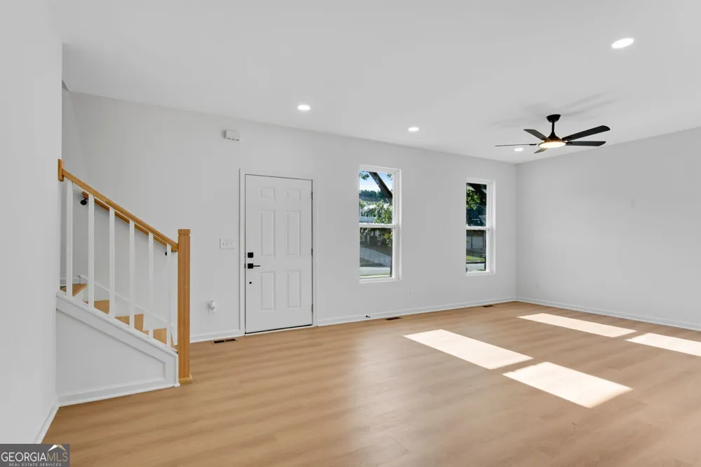 3402 Ashford LOOP Ellenwood, GA 30294