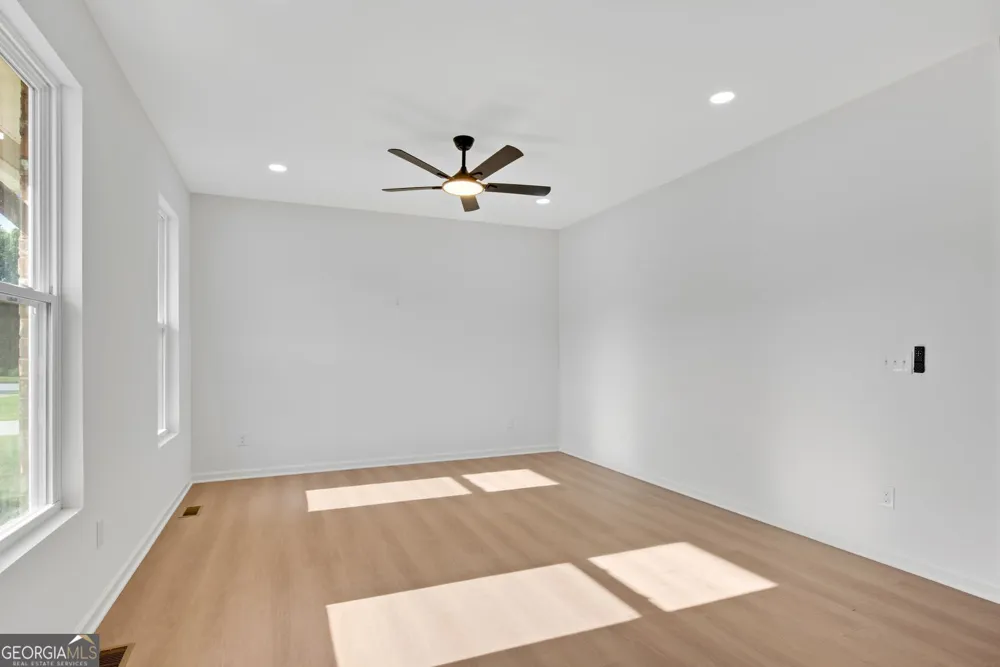 3402 Ashford LOOP Ellenwood, GA 30294