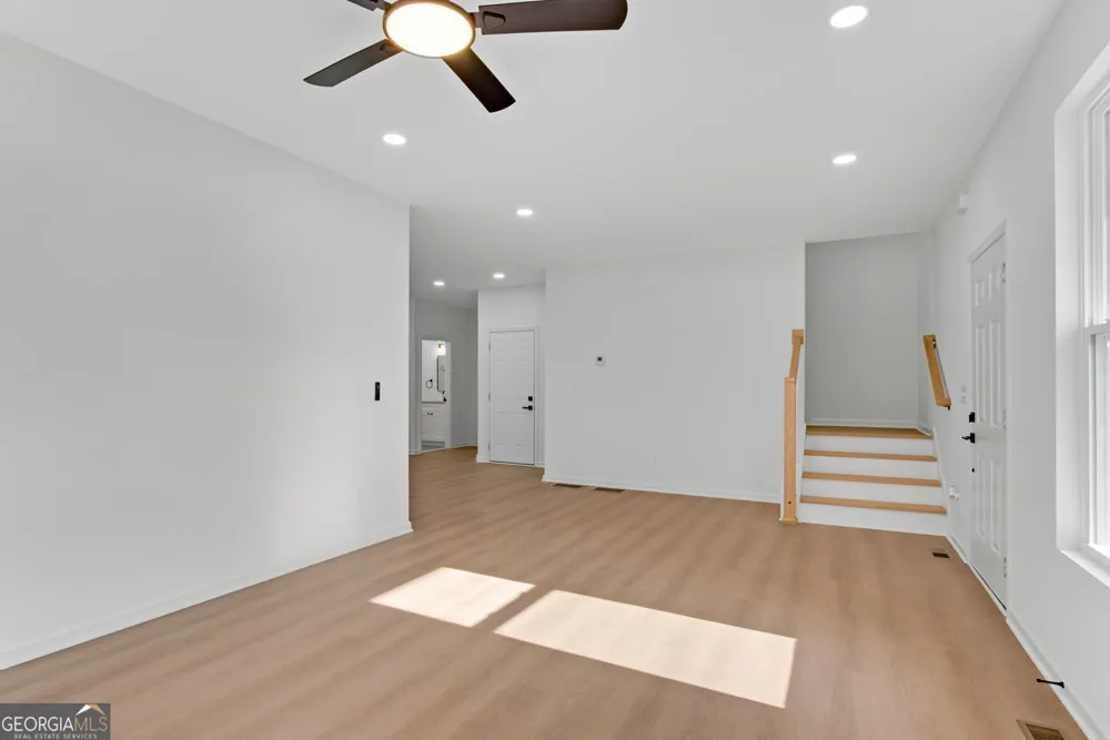 3402 Ashford LOOP Ellenwood, GA 30294