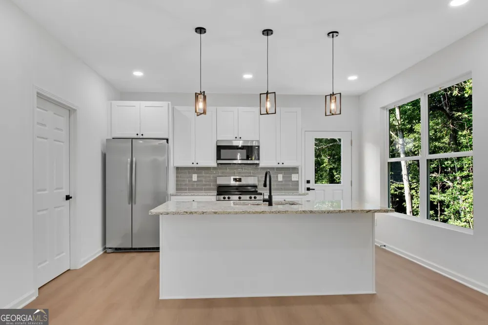 3402 Ashford LOOP Ellenwood, GA 30294