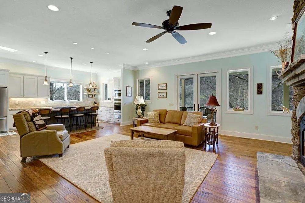 605 Owl Creek RD Hiawassee, GA 30546