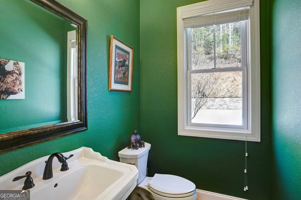 605 Owl Creek RD Hiawassee, GA 30546