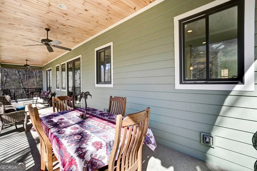 605 Owl Creek RD Hiawassee, GA 30546