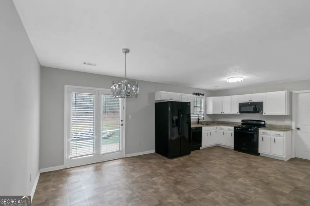 321 Summerwood LN Stockbridge, GA 30281