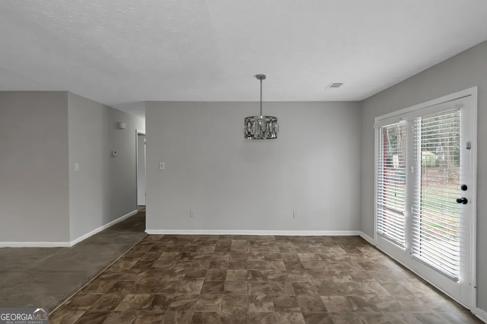 321 Summerwood LN Stockbridge, GA 30281