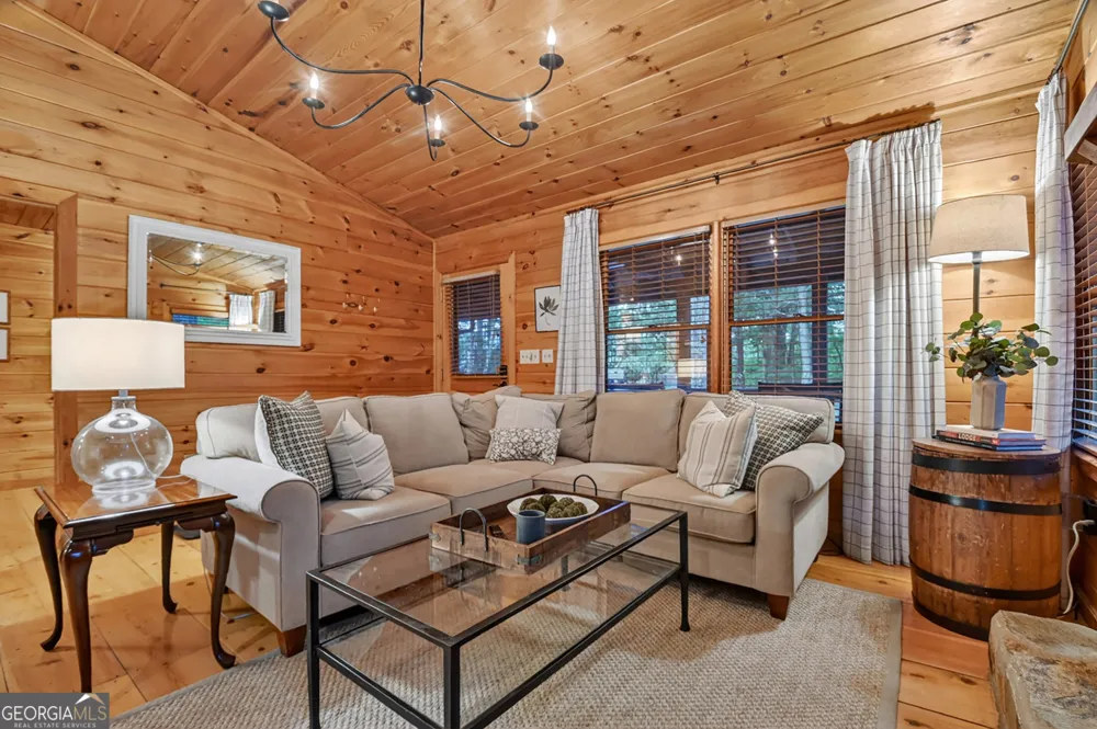 932 Granny BR Blue Ridge, GA 30513