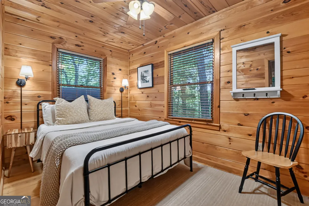 932 Granny BR Blue Ridge, GA 30513