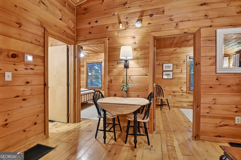 932 Granny BR Blue Ridge, GA 30513