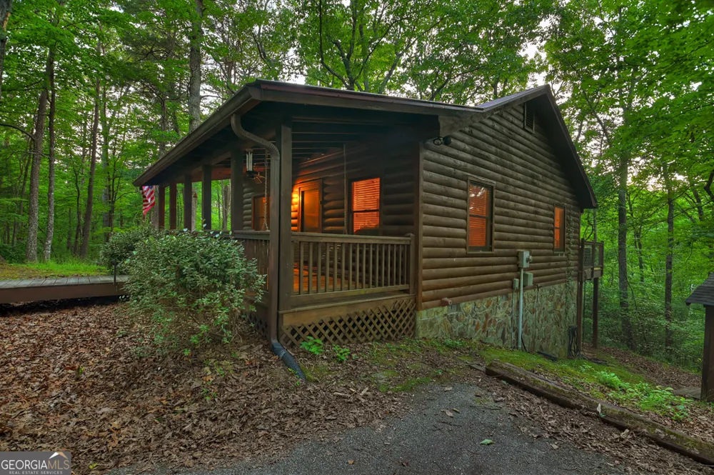 932 Granny BR Blue Ridge, GA 30513