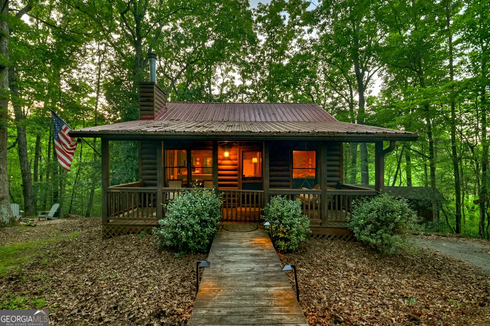 932 Granny BR Blue Ridge, GA 30513