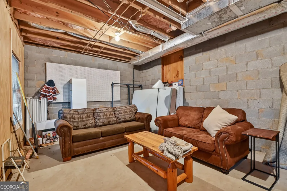 932 Granny BR Blue Ridge, GA 30513