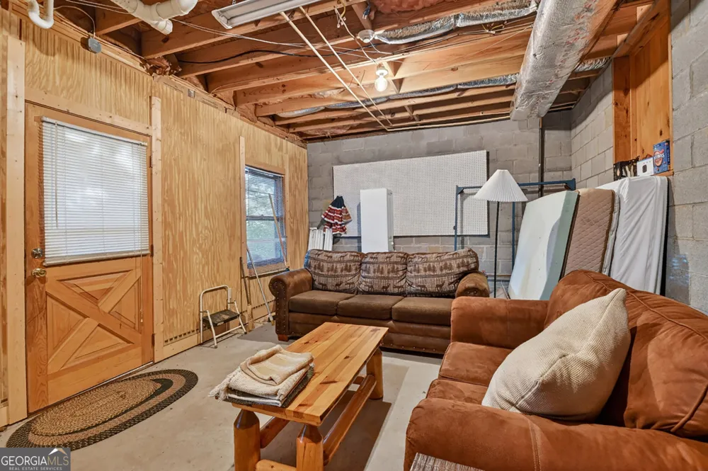 932 Granny BR Blue Ridge, GA 30513