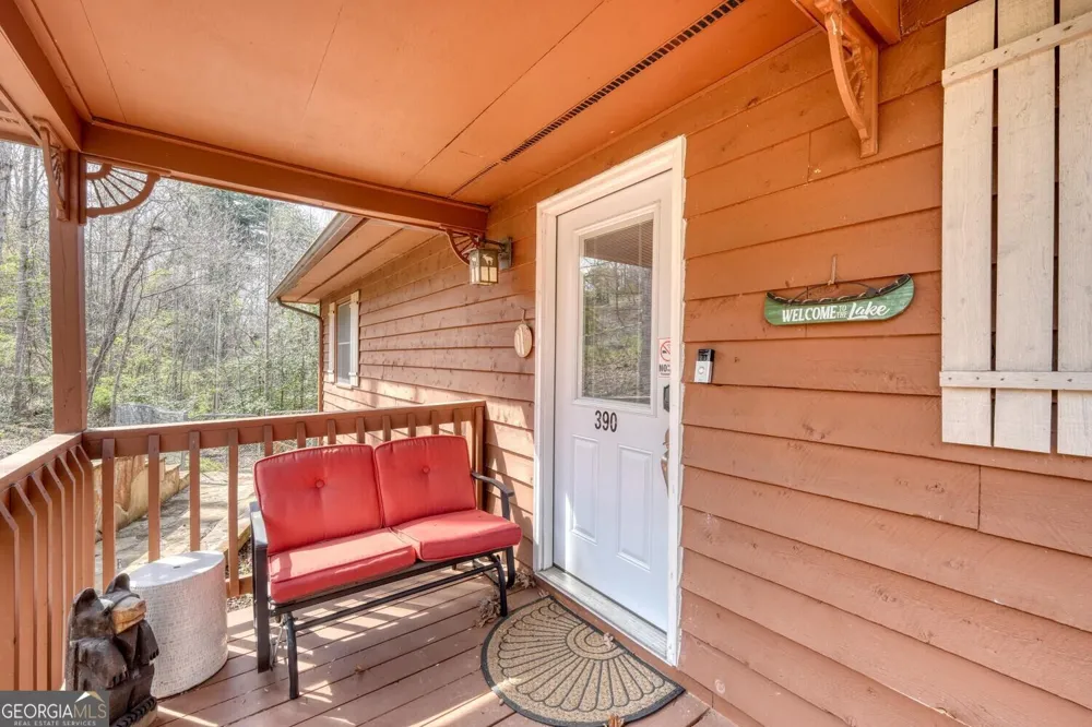 390 Bursey RD Hiawassee, GA 30546