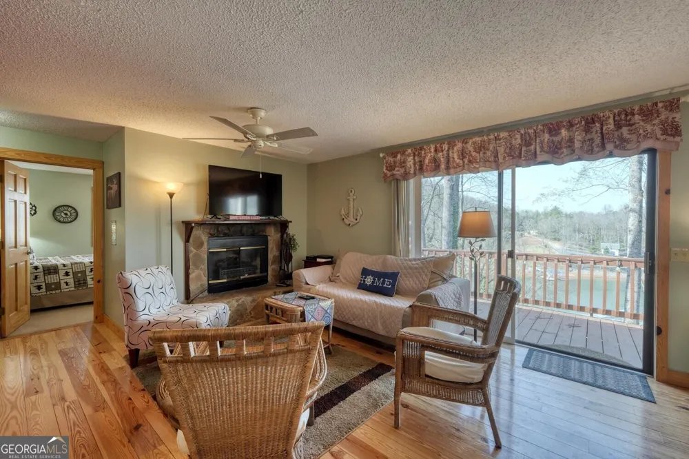 390 Bursey RD Hiawassee, GA 30546
