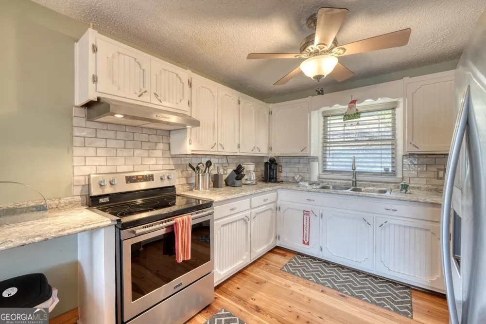 390 Bursey RD Hiawassee, GA 30546