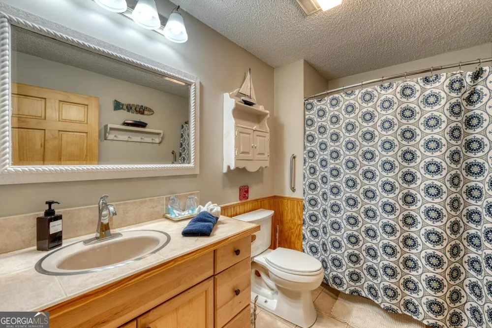 390 Bursey RD Hiawassee, GA 30546