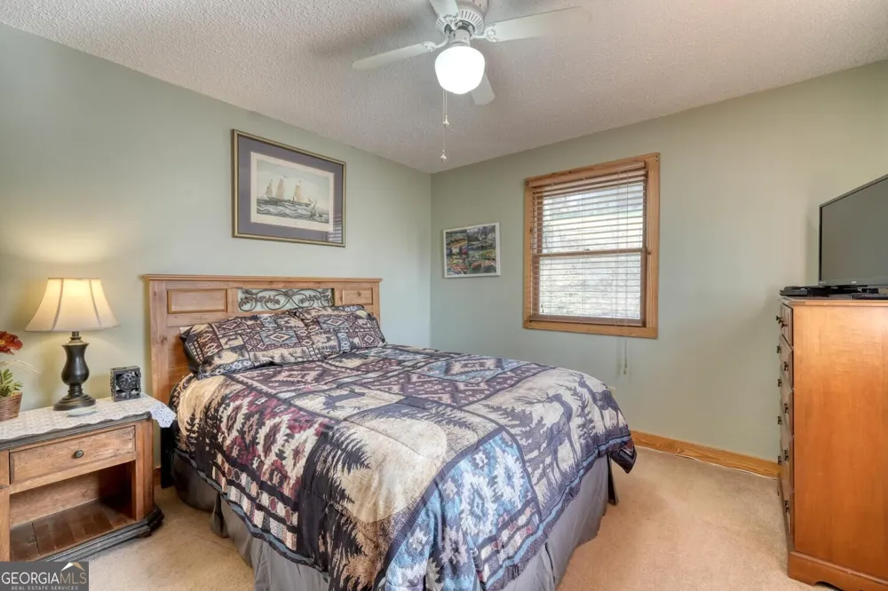 390 Bursey RD Hiawassee, GA 30546