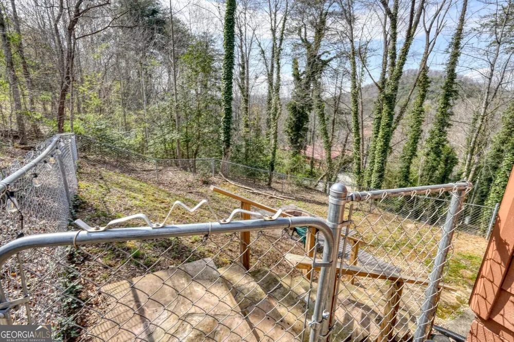 390 Bursey RD Hiawassee, GA 30546