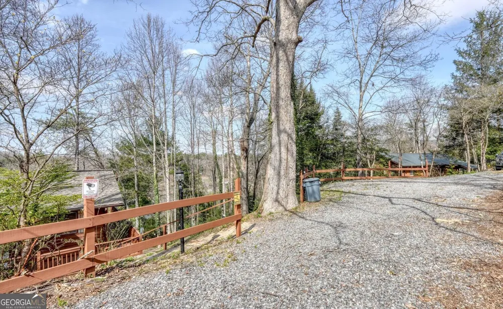 390 Bursey RD Hiawassee, GA 30546