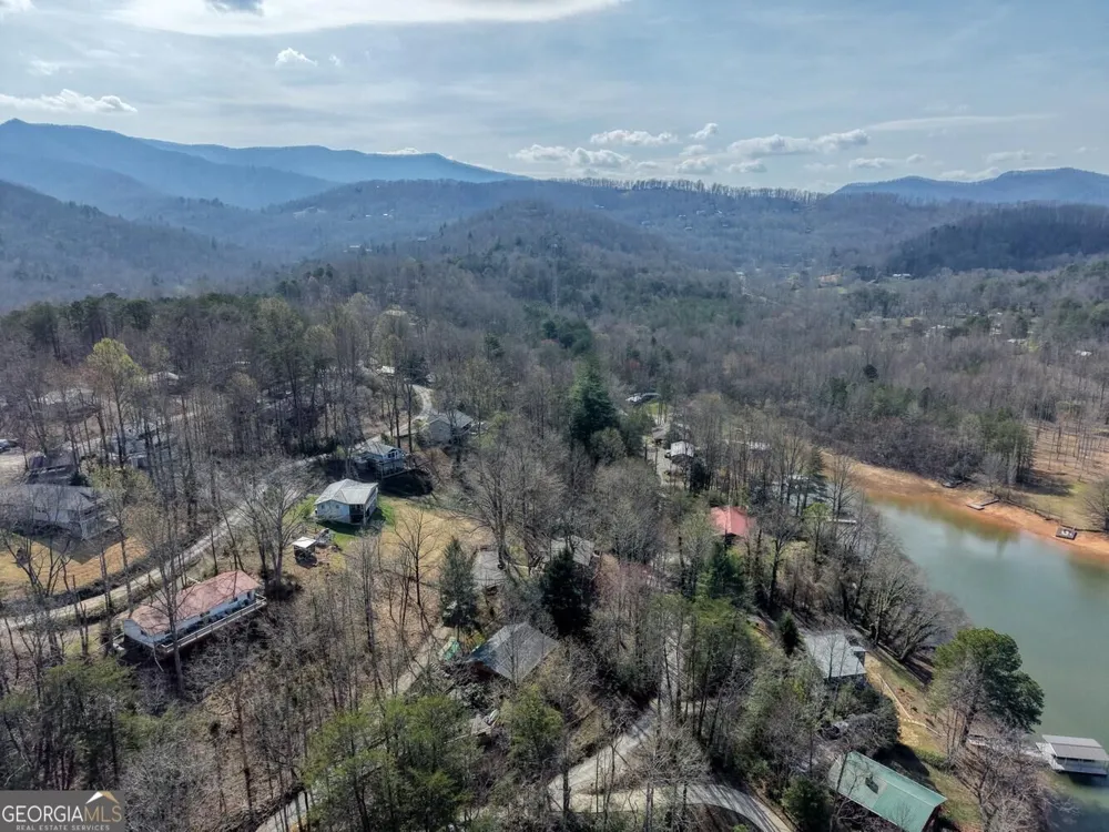 390 Bursey RD Hiawassee, GA 30546