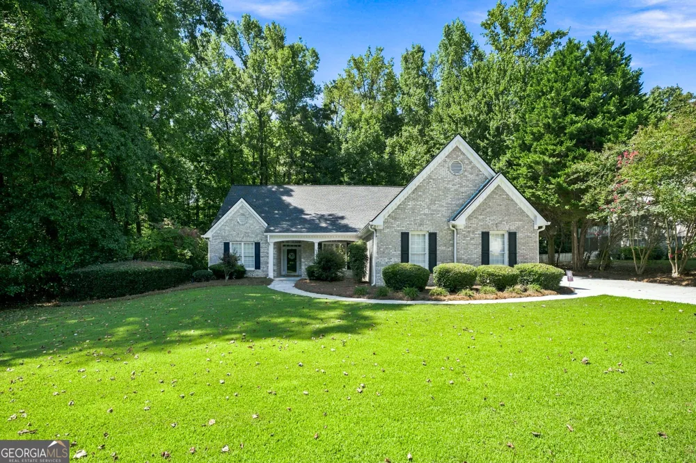 2321 Herring Woods TRL Grayson, GA 30017