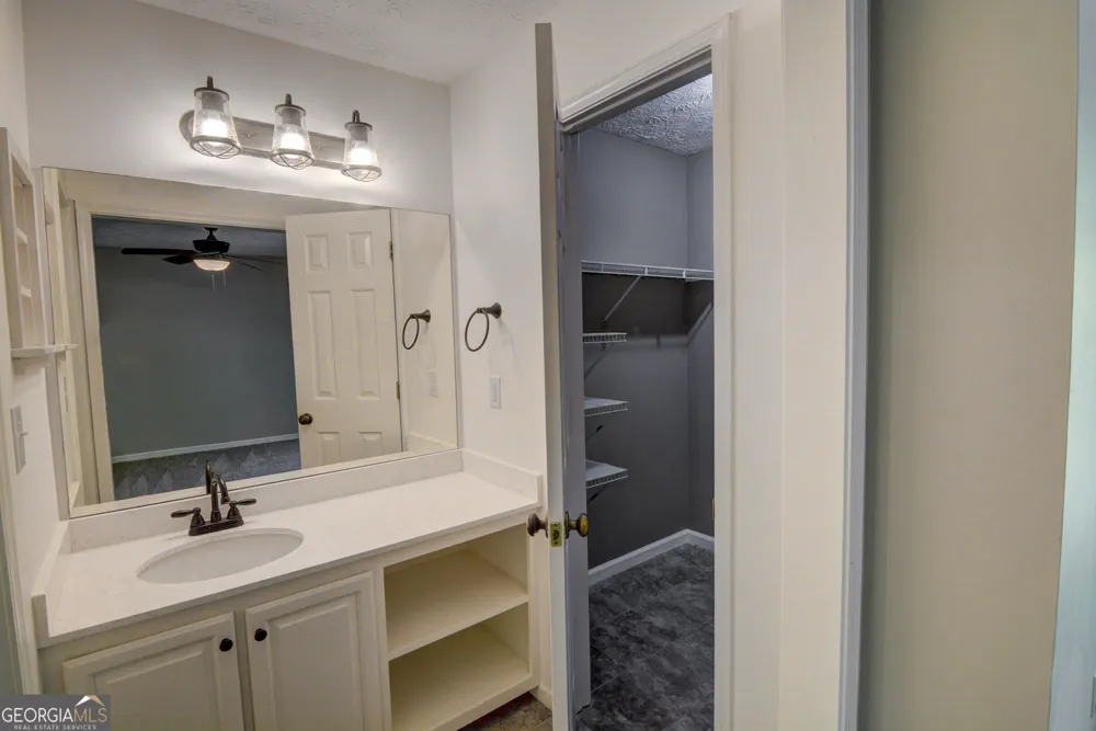 904 Peachtree Forest TER Peachtree Corners, GA 30092