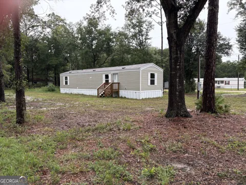 24 Robin LN E