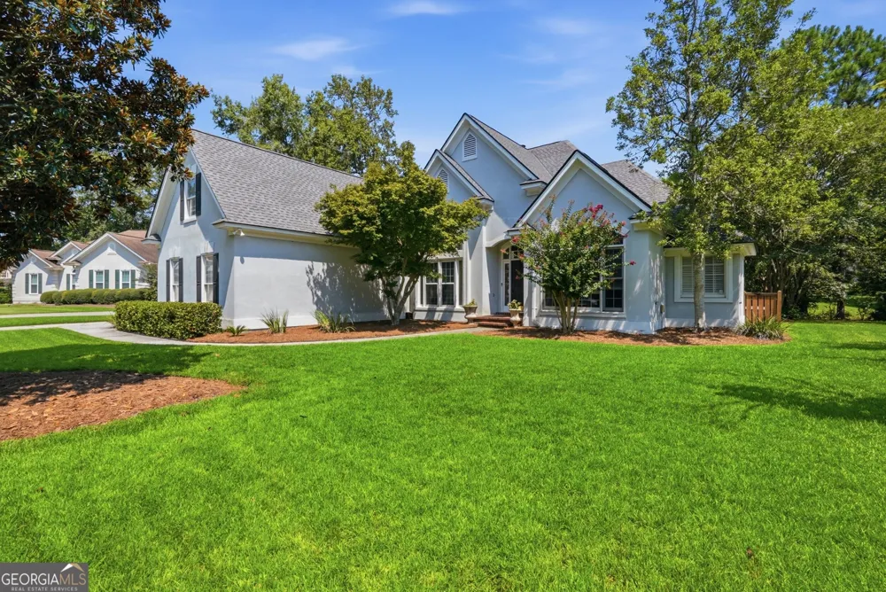 12 Baymeadow LN Savannah, GA 31405