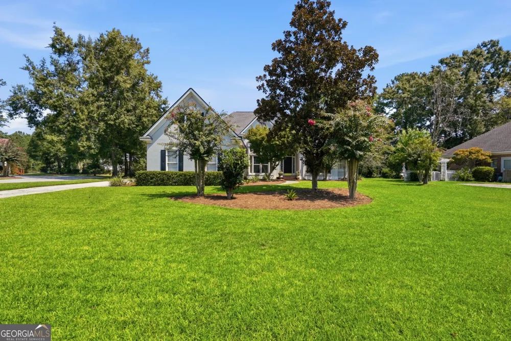 12 Baymeadow LN Savannah, GA 31405