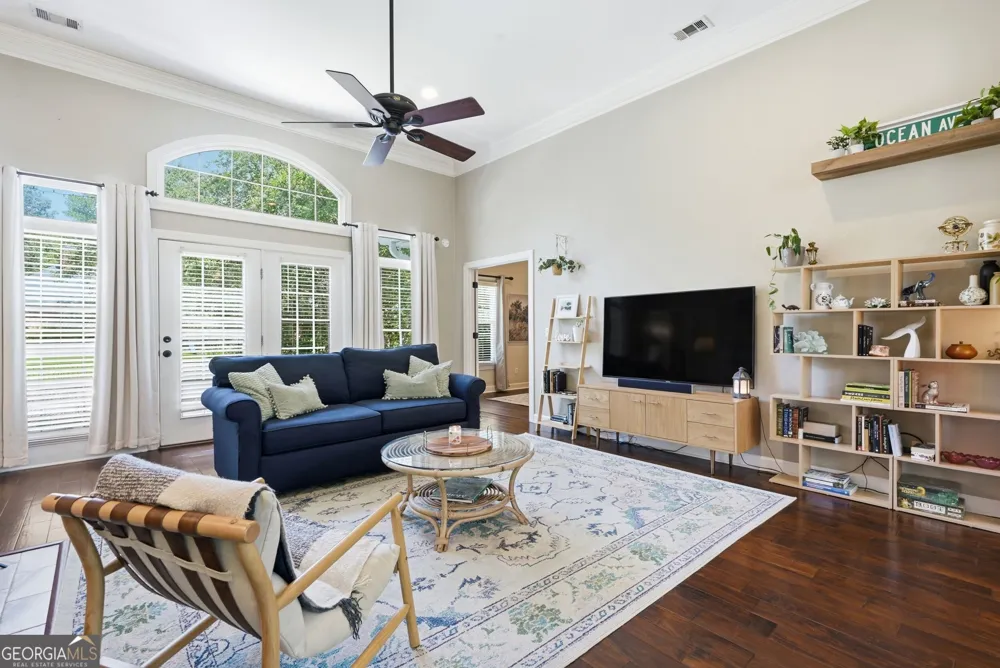 12 Baymeadow LN Savannah, GA 31405
