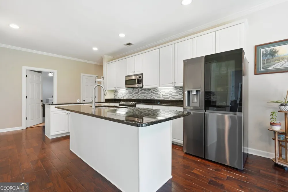 12 Baymeadow LN Savannah, GA 31405