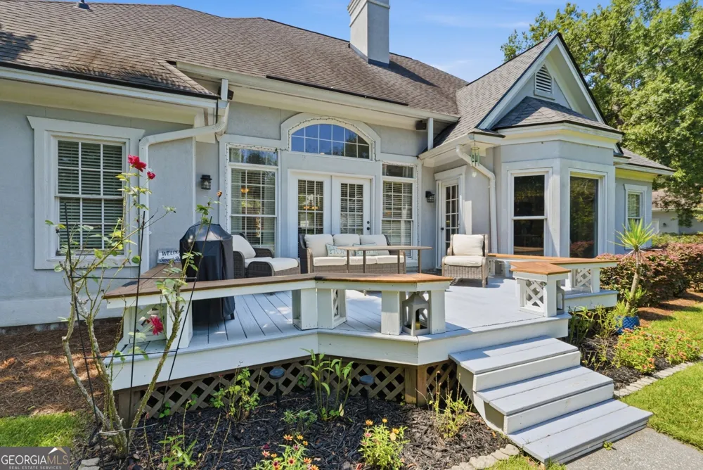 12 Baymeadow LN Savannah, GA 31405