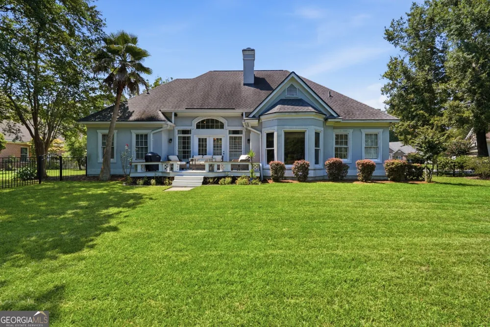 12 Baymeadow LN Savannah, GA 31405