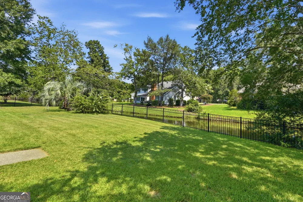 12 Baymeadow LN Savannah, GA 31405