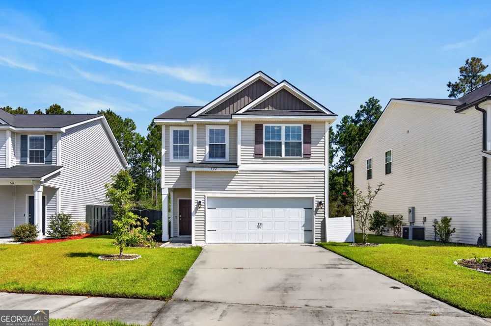 572 Brightleaf CIR Hinesville, GA 31313