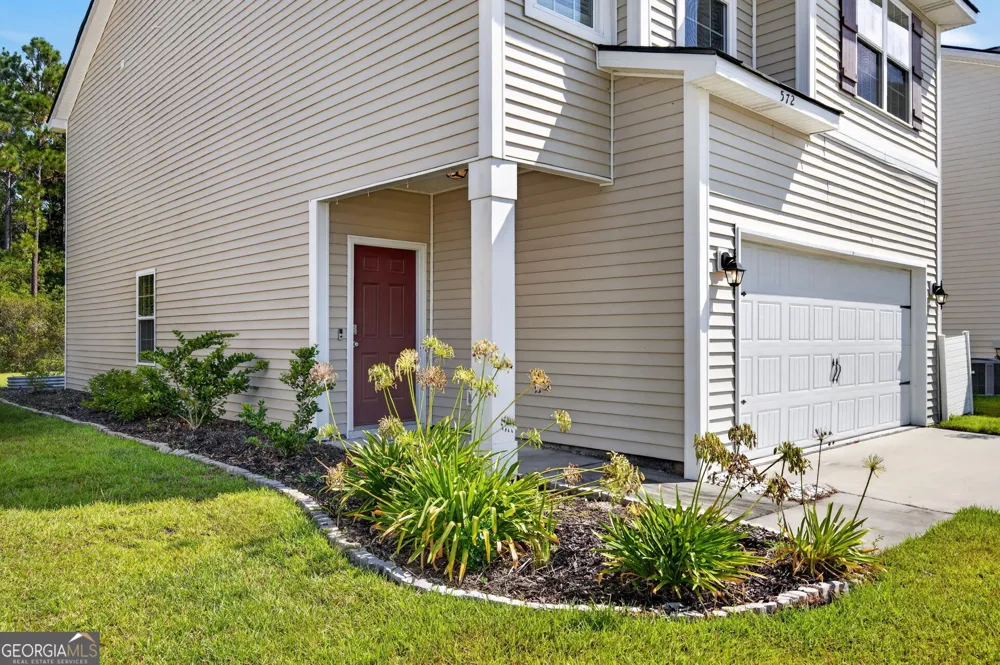 572 Brightleaf CIR Hinesville, GA 31313