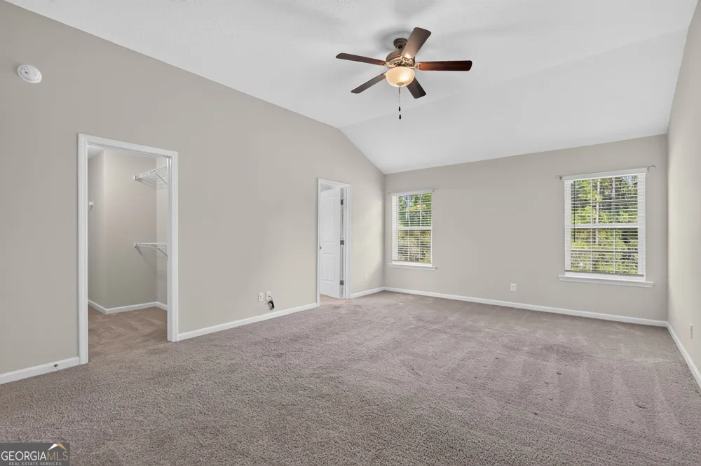 572 Brightleaf CIR Hinesville, GA 31313