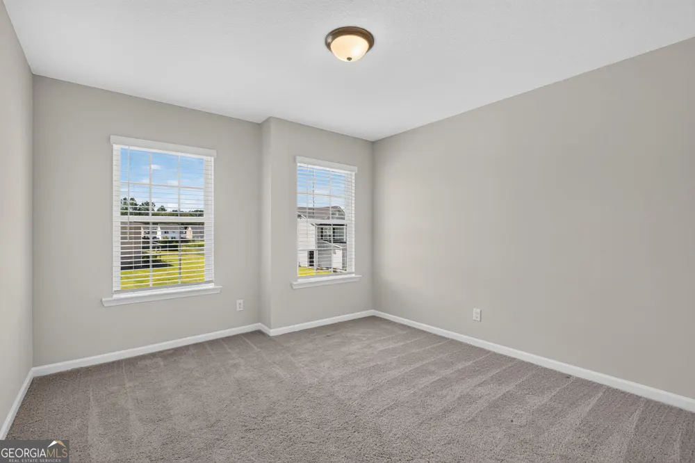 572 Brightleaf CIR Hinesville, GA 31313