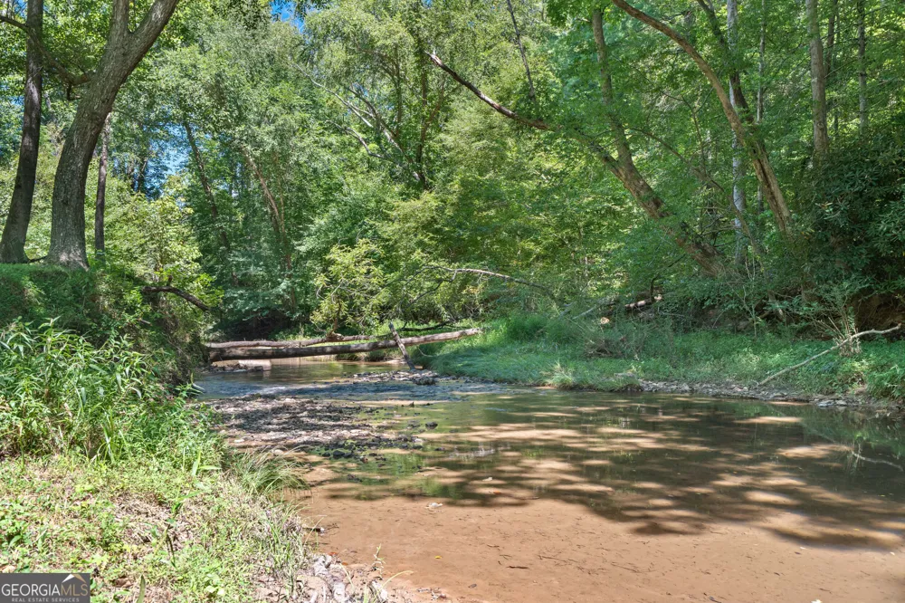 96 Jamie LN Blairsville, GA 30512