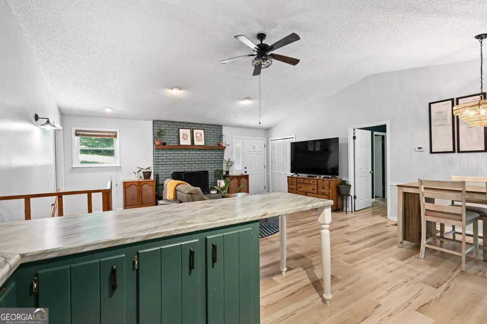 96 Jamie LN Blairsville, GA 30512