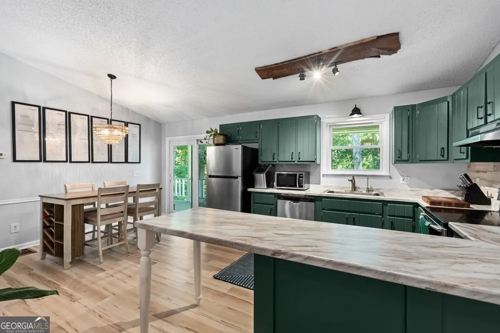 96 Jamie LN Blairsville, GA 30512