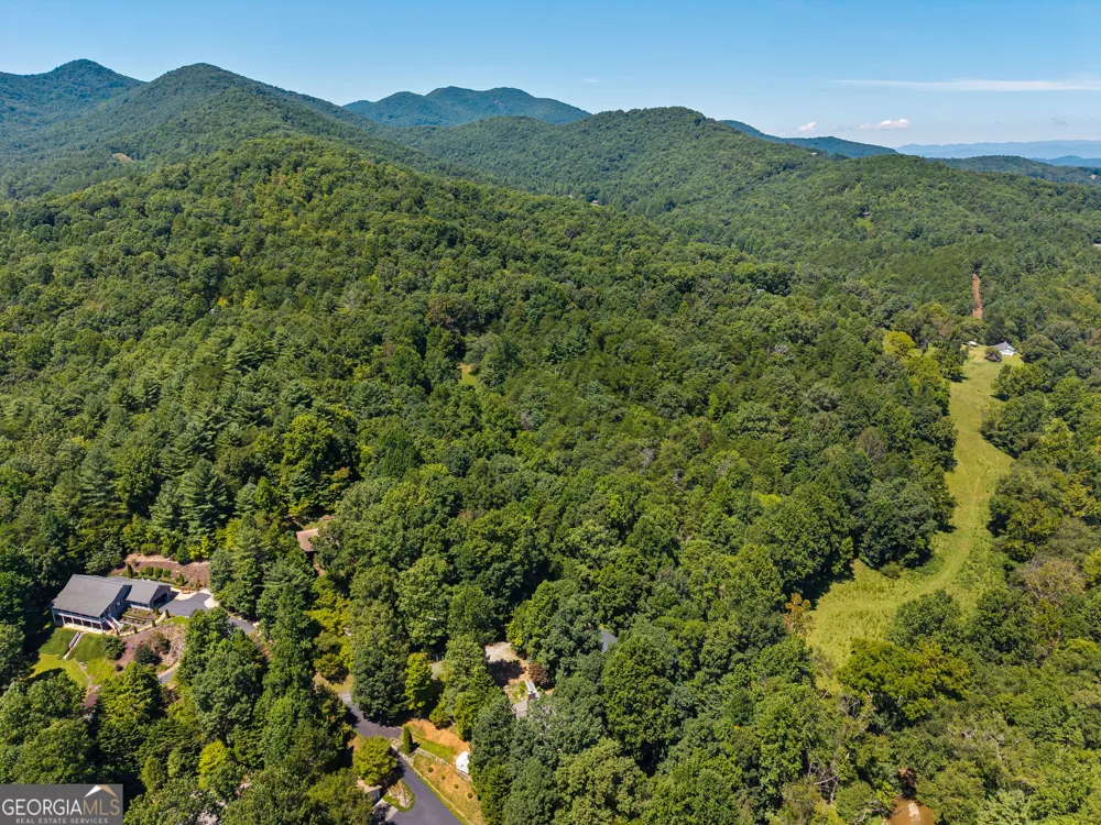96 Jamie LN Blairsville, GA 30512