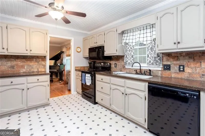 4769 Quail Hunt CT Powder Springs, GA 30127