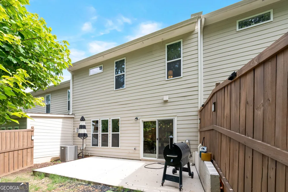 517 Garvin DR Woodstock, GA 30189