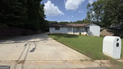 1050 Forest Heights RD