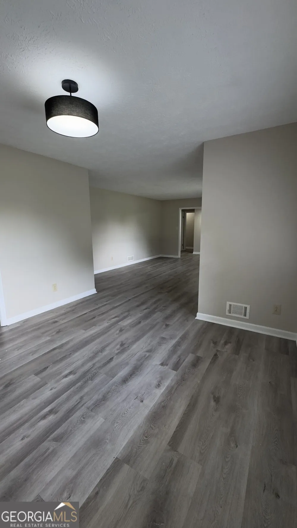 1050 Forest Heights RD Stone Mountain, GA 30083