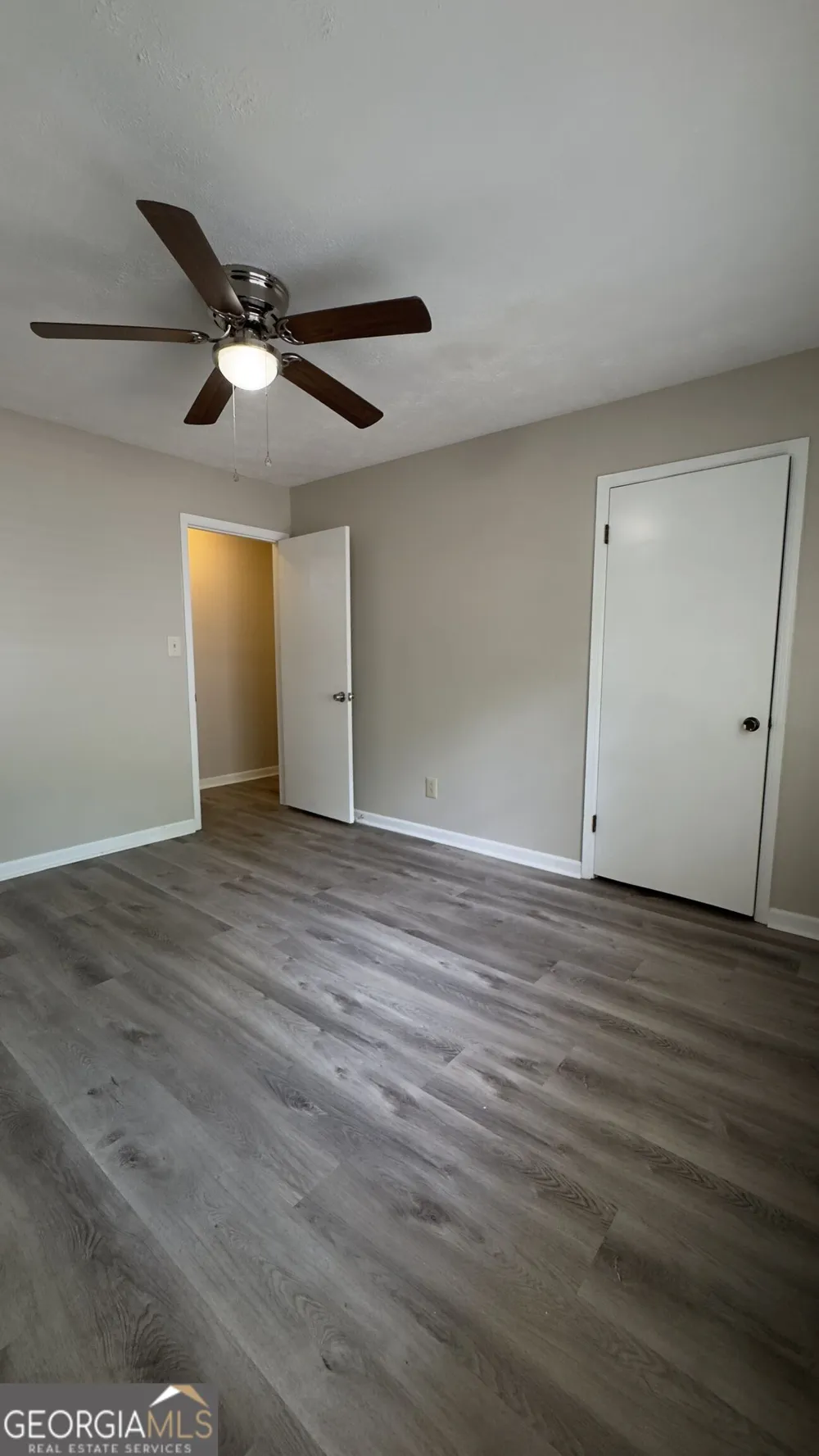 1050 Forest Heights RD Stone Mountain, GA 30083