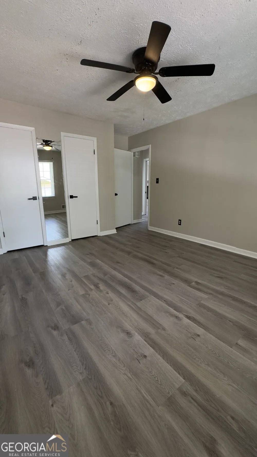 1050 Forest Heights RD Stone Mountain, GA 30083